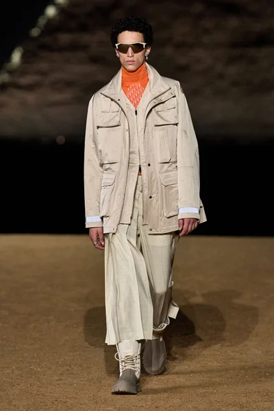 Look 51